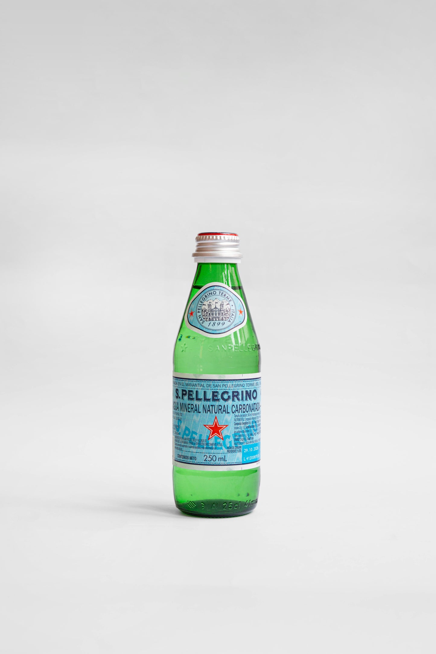 San Pellegrino agua con gas