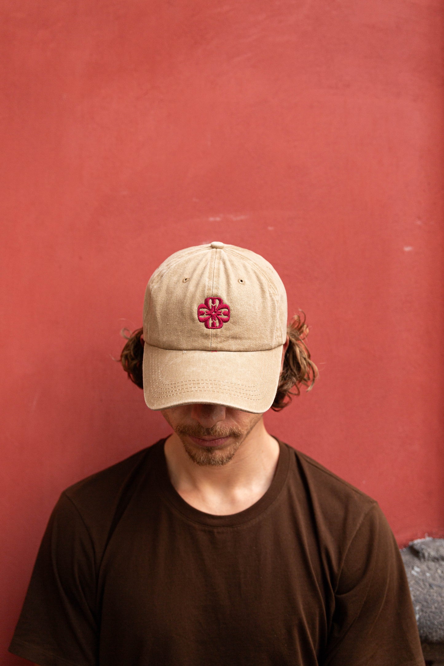 Gorra beige Flor